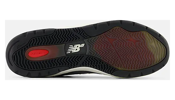 new-balance-numeric NM933GDY