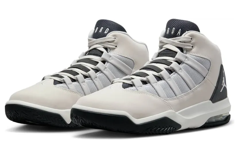 air-jordan-max-aura AQ9084-004