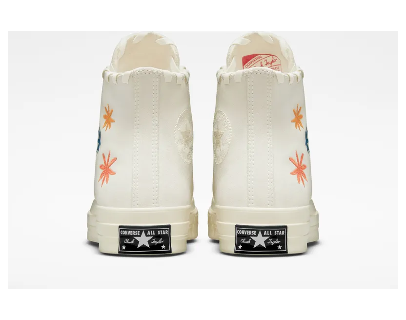 converse-chuck-taylor-all-star A04298C