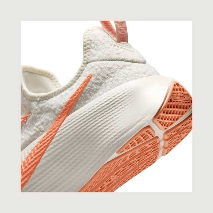 nike-lebron-tr-1 FJ6151-102