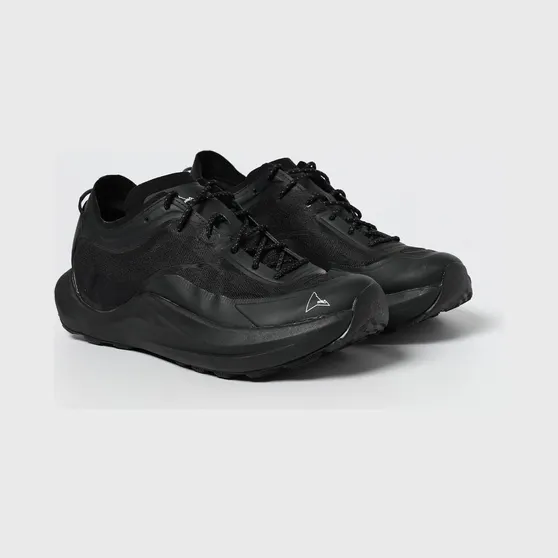 Roa Sneakers Black (NBUW121FA19BLK0001)
