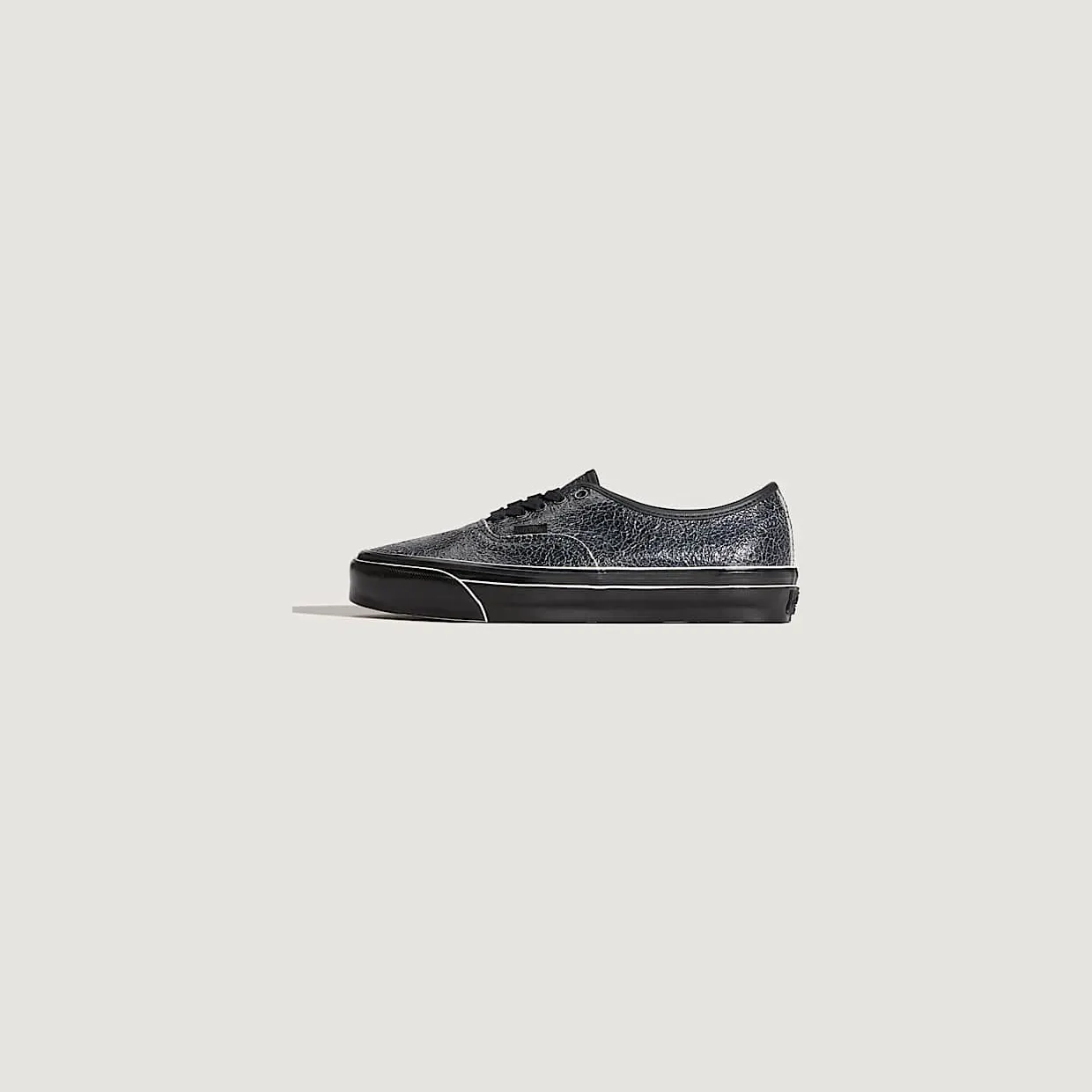 vans-authentic VN000D9NBKA