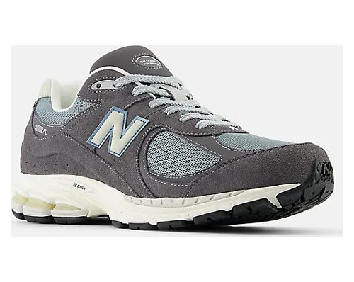 new-balance-2002r M2002RFB