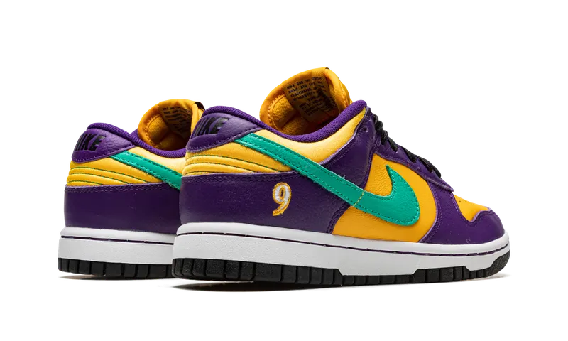Nike DUNK LOW “Lisa Leslie” (DO9581-500)