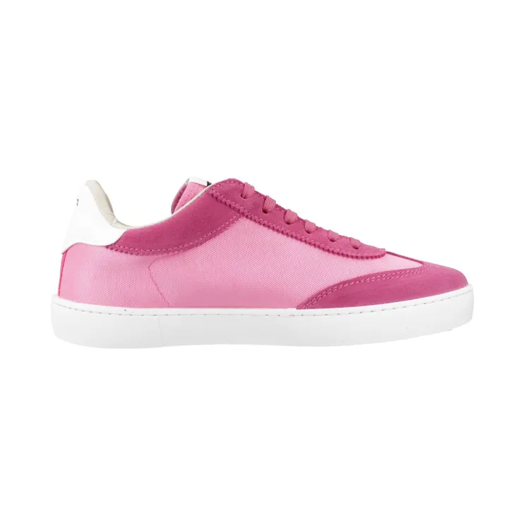 Victoria Pink (112619343)