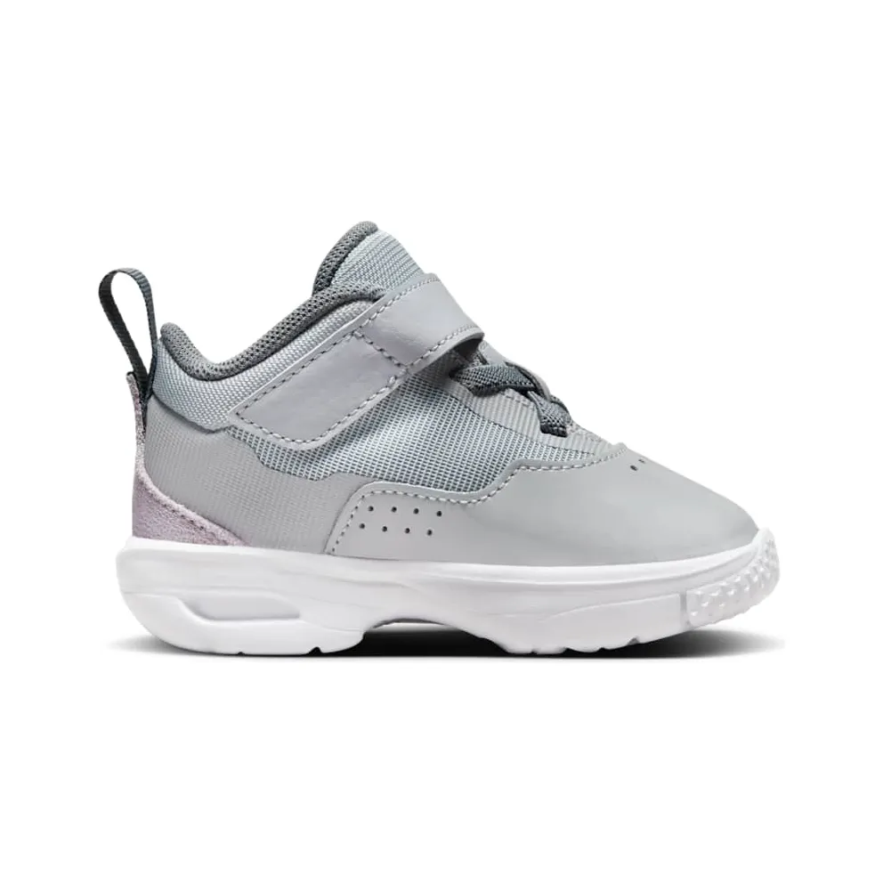 Jordan Stay Loyal 3 TD “Wolf Grey / White / Cool Grey” (FB9924-012)