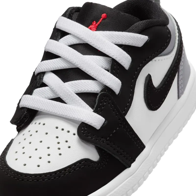 Jordan 1 Low ALT SE White Black Matte Silver (IB3886-106)