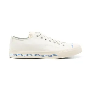 visvim “White” (0124101001002)
