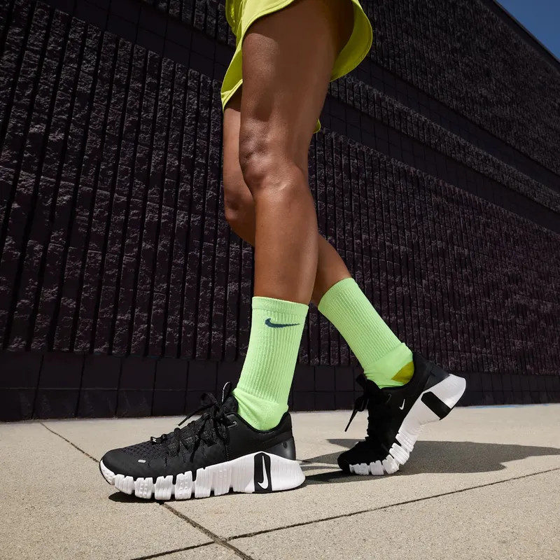 Nike FREE METCON 5 “Black Anthracite” (DV3950-001)
