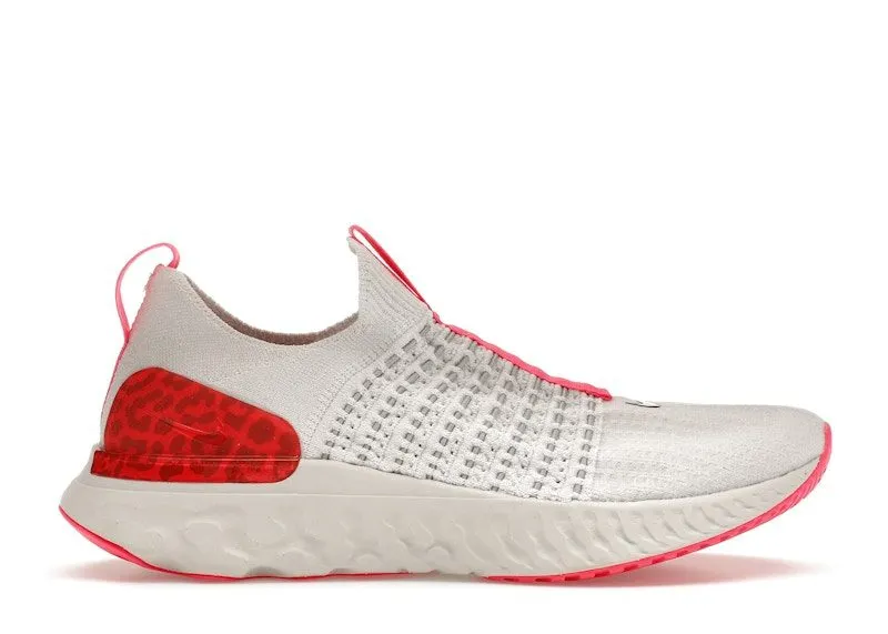 Nike React Phantom Run Flyknit 2 Platinum Tint Hyper Pink (DM8064-001)