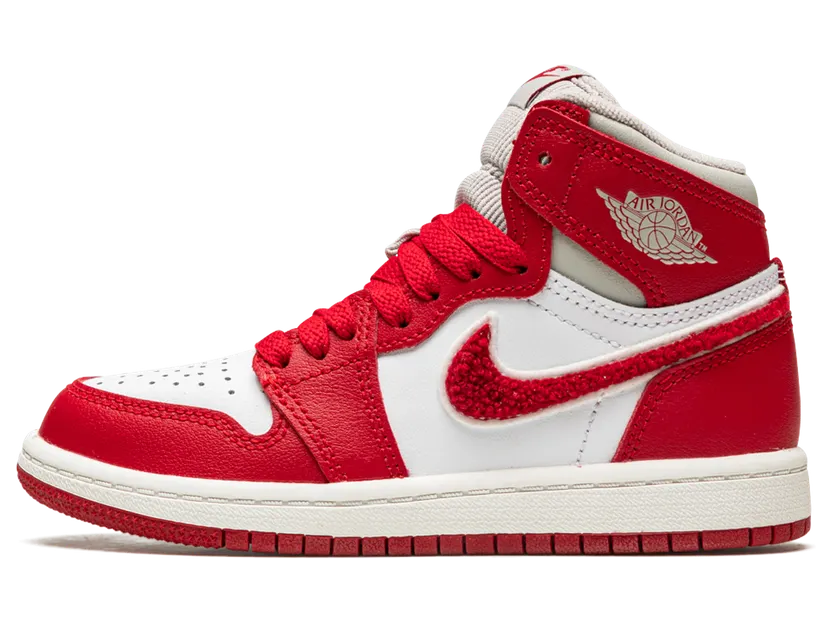 Nike Jordan Kids White & Red Jordan 1 Retro High OG Little Kids Sneakers (CU0449-061)