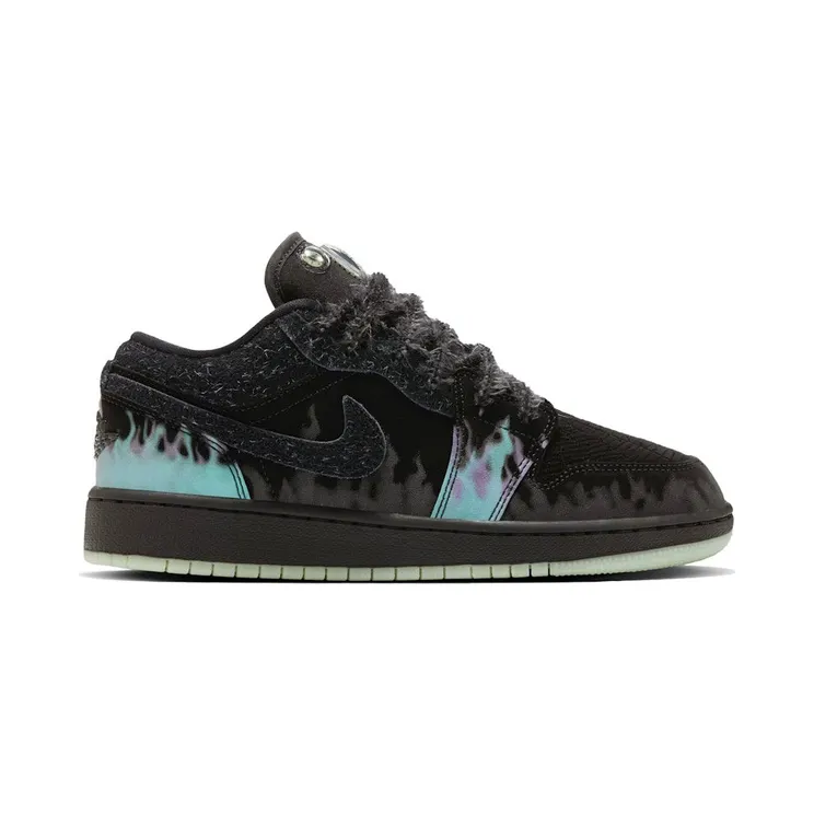 Jordan 1 Low Halloween Fortune Fly (HQ3442-001)