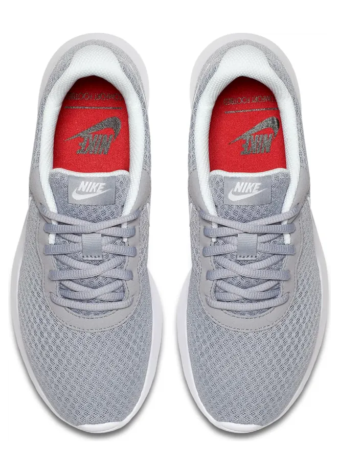 nike-tanjun 812655-010