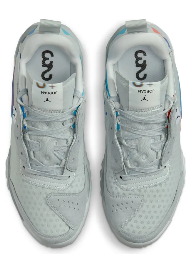 air-jordan-delta DJ9843-004