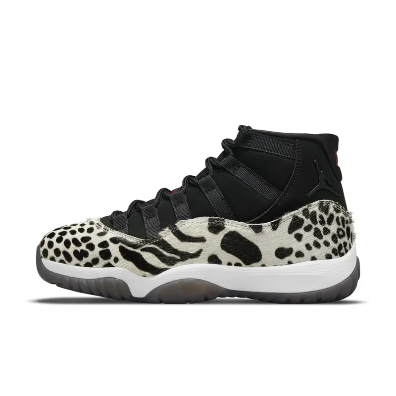 Air Jordan 11 Retro Black (AR0715-010)