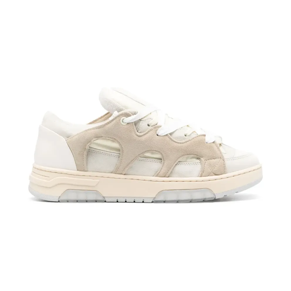 SANTHA Gewatteerde leren sneakersmet vlakken – Beige (YU01S1ORCO)