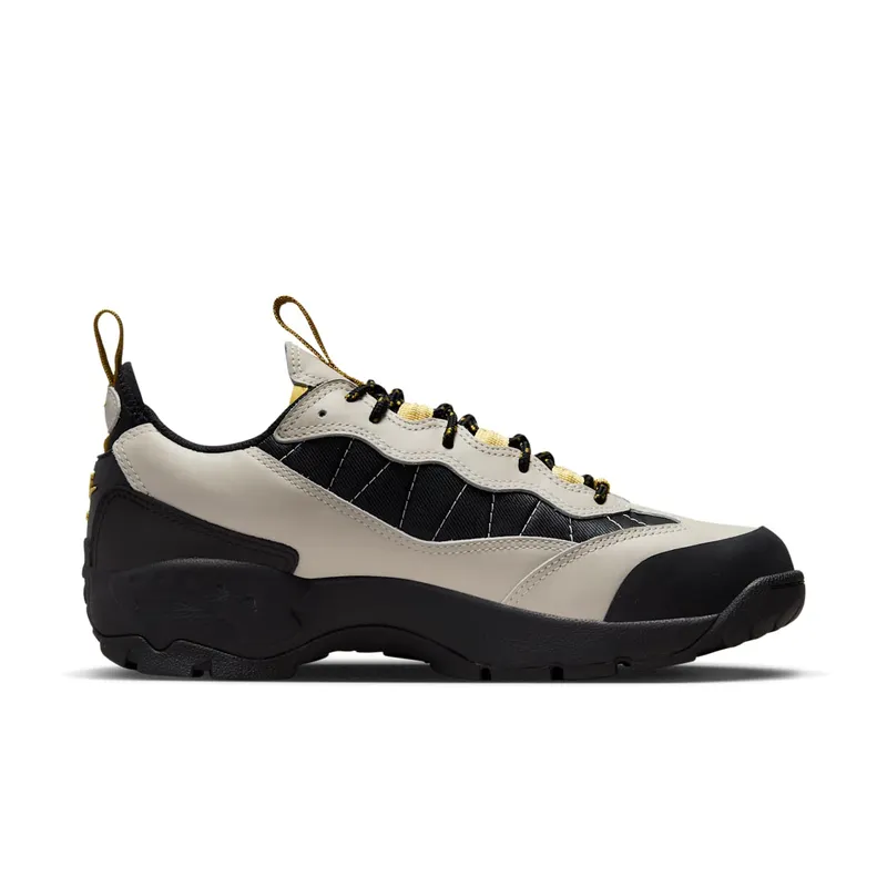Nike ACG Air Mada Grey (DO9332-001)
