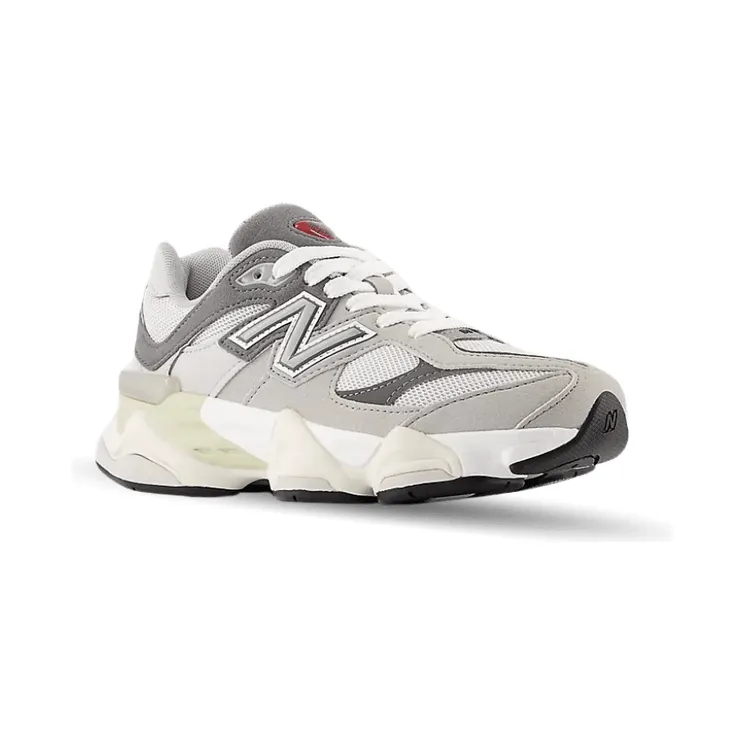New Balance 9060 “Raincloud Grey”: een wolkje voor elke dag