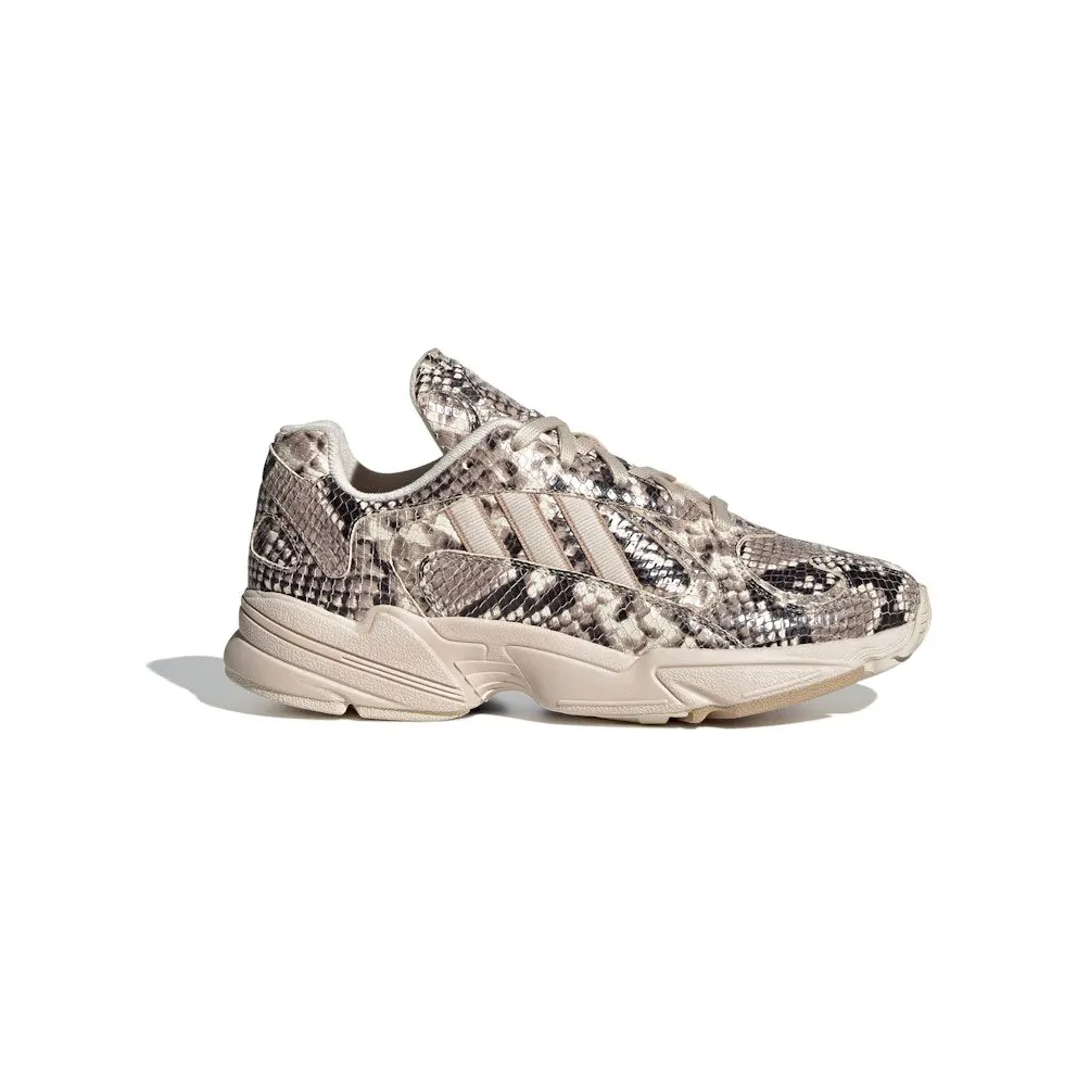 adidas Yung-1 Schuh Cloud White / Linen / St Pale Nude (EG1717)