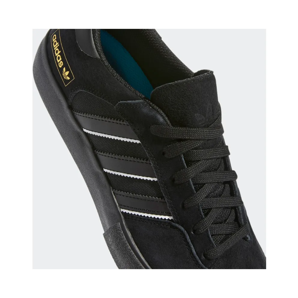 adidas Matchbreak Super Core Black / Cloud White / Gum (H04910)