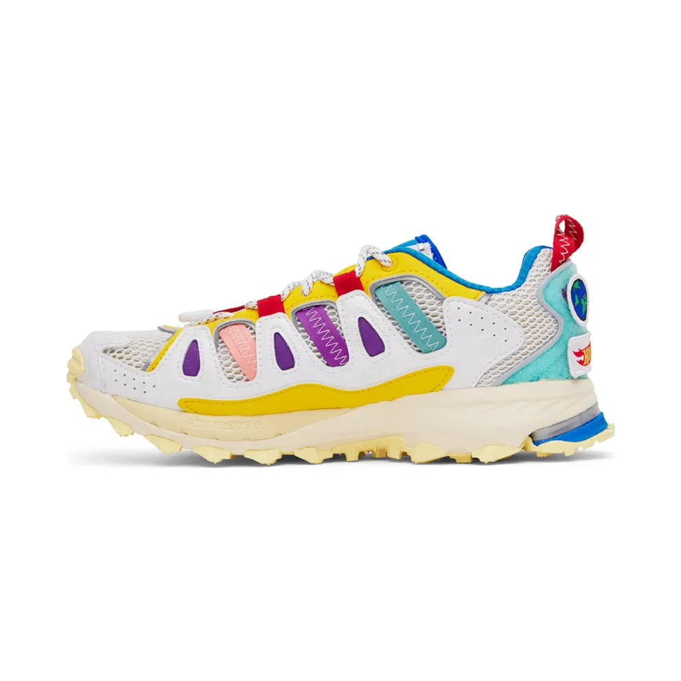 Adidas Sean Wotherspoon x Hot Wheels Superturf Cloud White / Bold Gold / Blue Bird (GX9682)