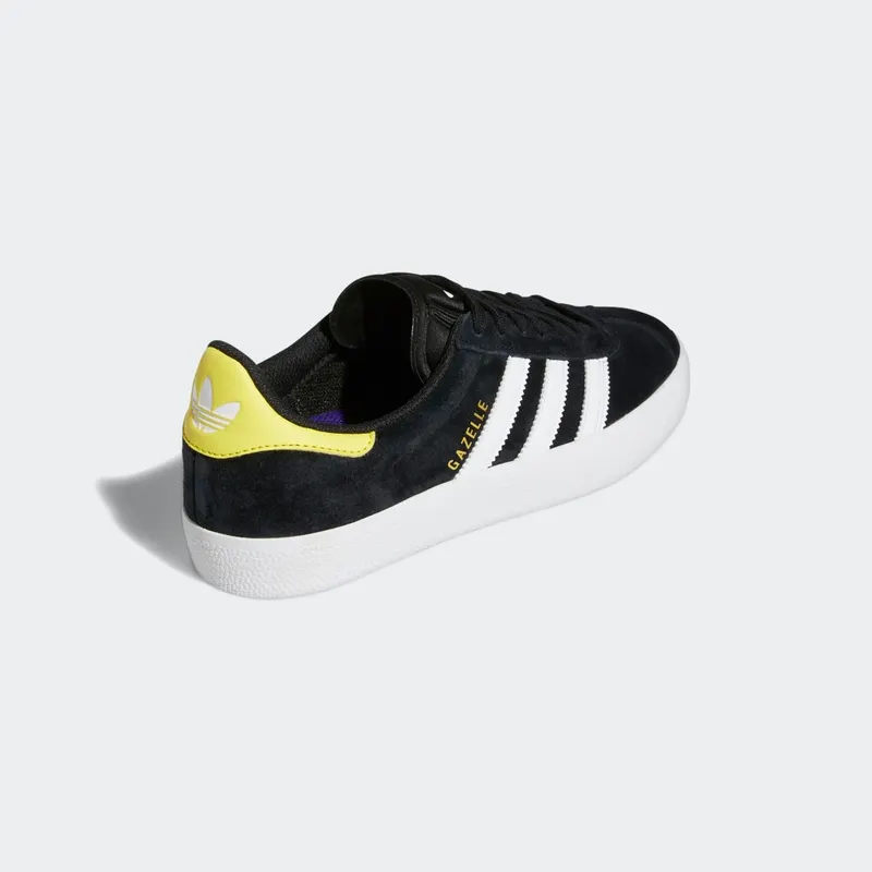 adidas Gazelle ADV Core Black / Cloud White / Core Black (GY6922)