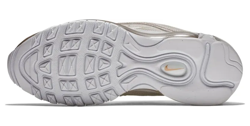 nike-air-max 921523-002