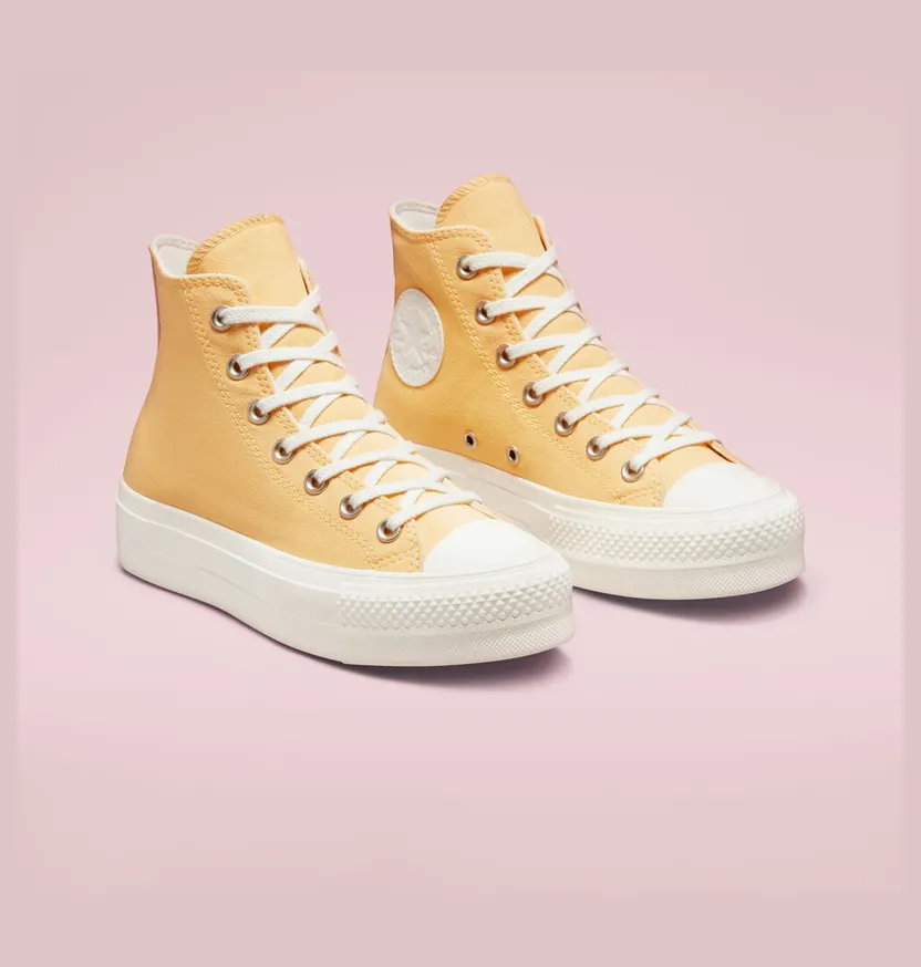 converse-chuck-taylor-all-star A02589C