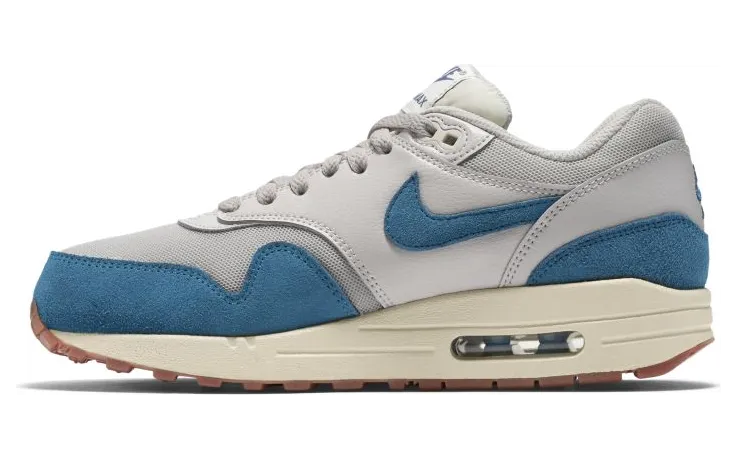 nike-air-max 599820-019