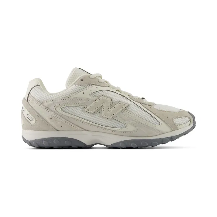New Balance 204L “Angora Linen” (U204LCCB)
