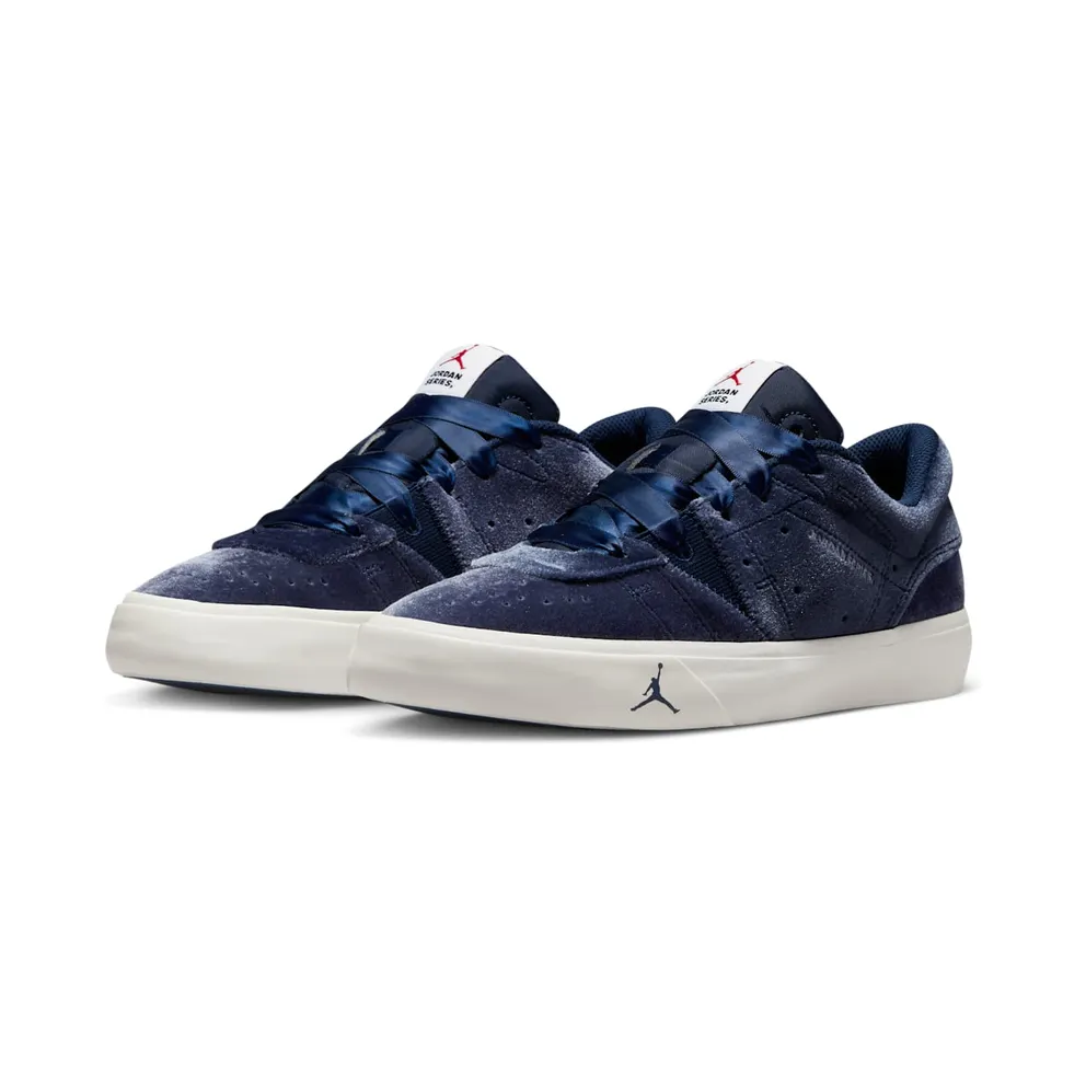 Jordan Series.01 SE Velvet Midnight Navy (DZ7737-460)