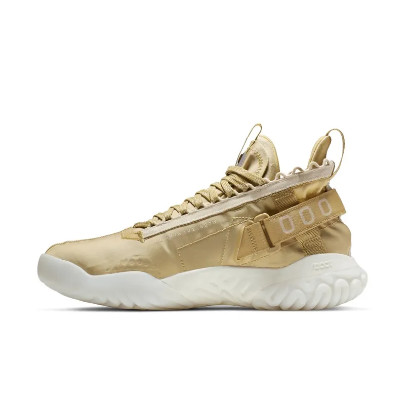 Jordan Proto React Light Cream Light Cream/Black-Club Gold-Sail (BV1654-200)