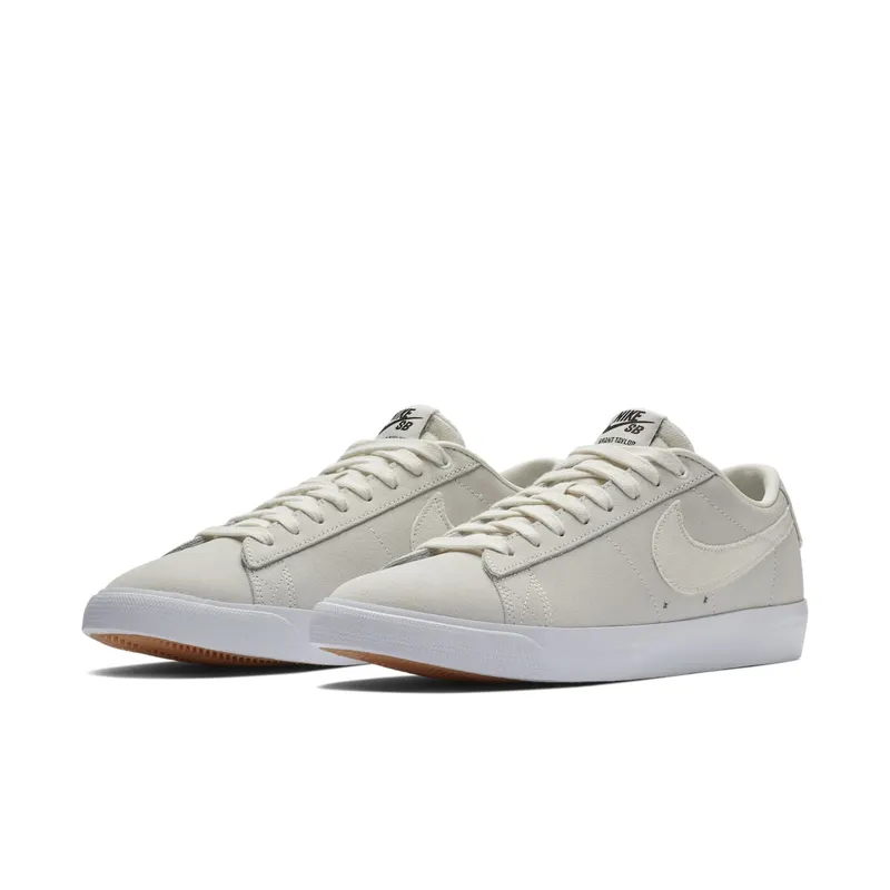 Nike SB Blazer Low GT Summit White Summit White/Obsidian-Gum Yellow-Summit White (704939-100)