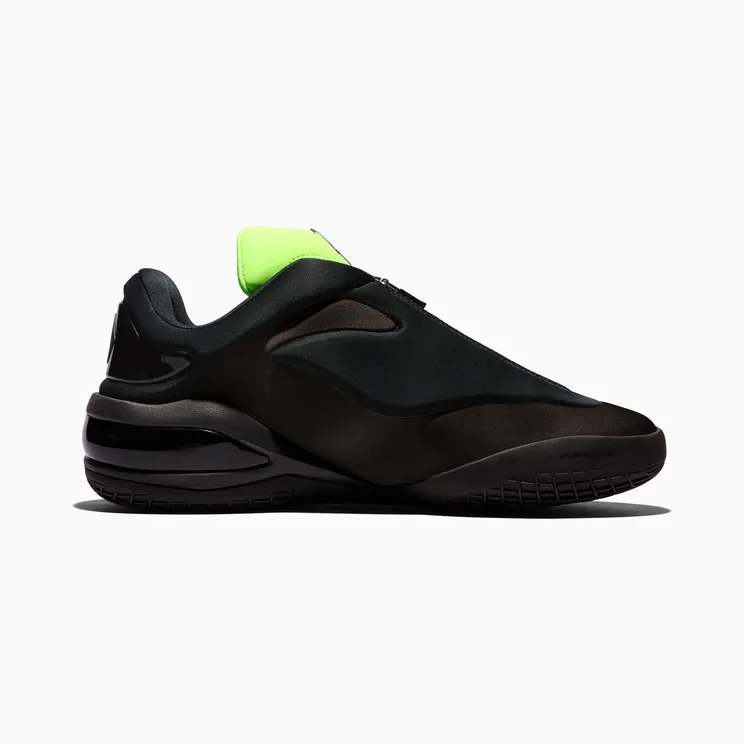 Converse SHAI 001 “Shock” (A23975C): een afscheidscapsule met de deur al open