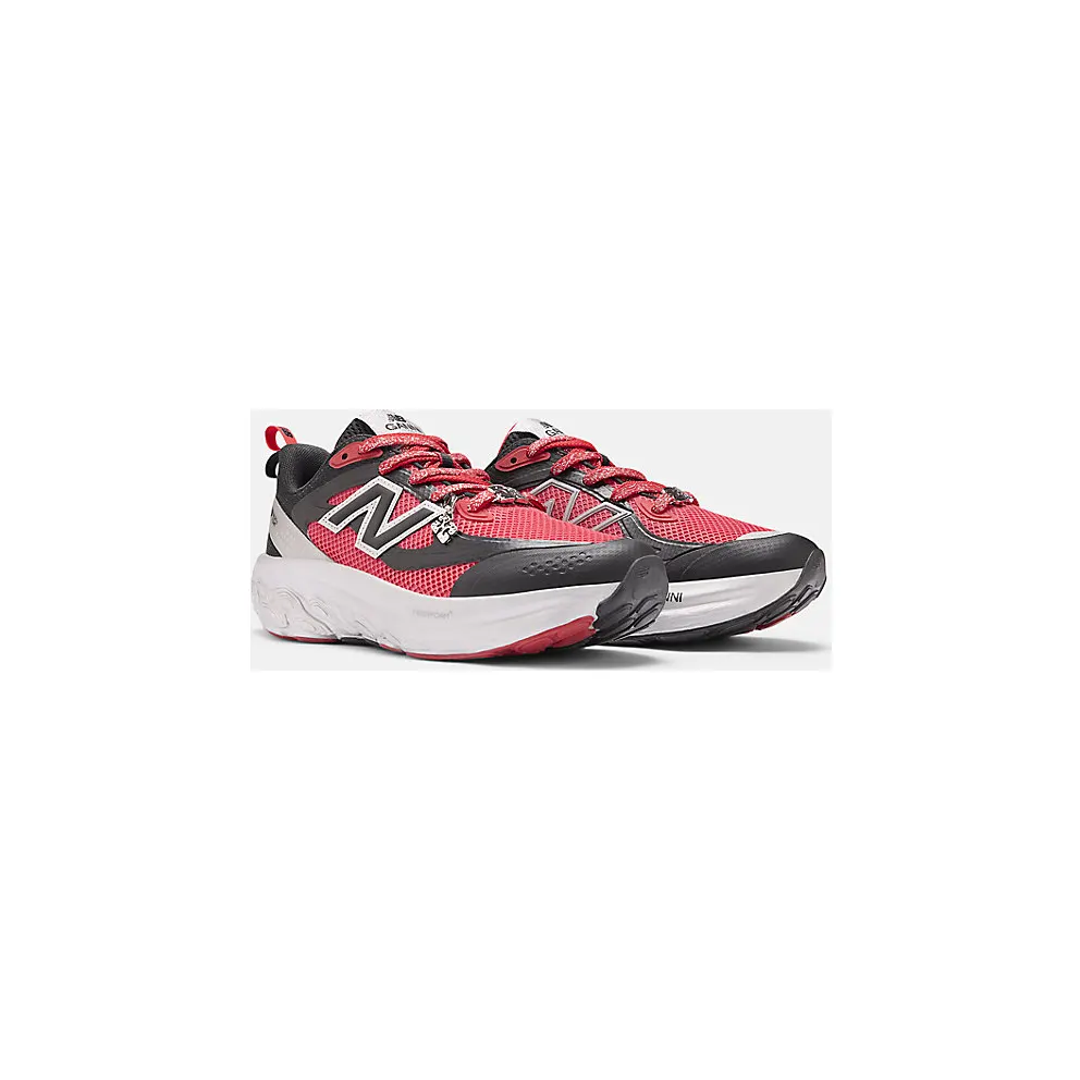 New Balance Fresh Foam Trainer “GANNI – Black Silver Metallic Red” (UTRNGN)