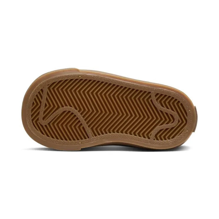 nikecourt DA5382-006