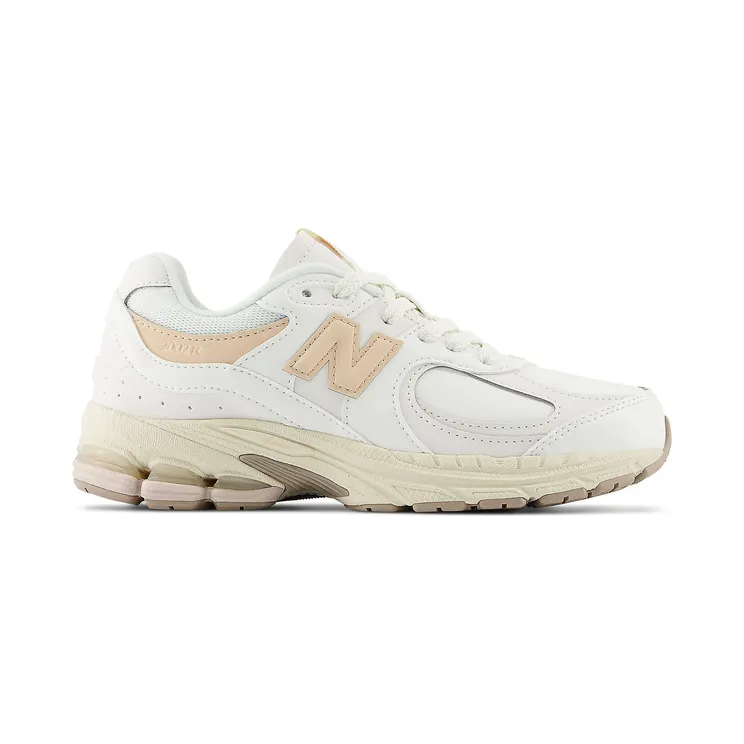 New Balance 2002 GS “Beige / White” (GC2002VF)