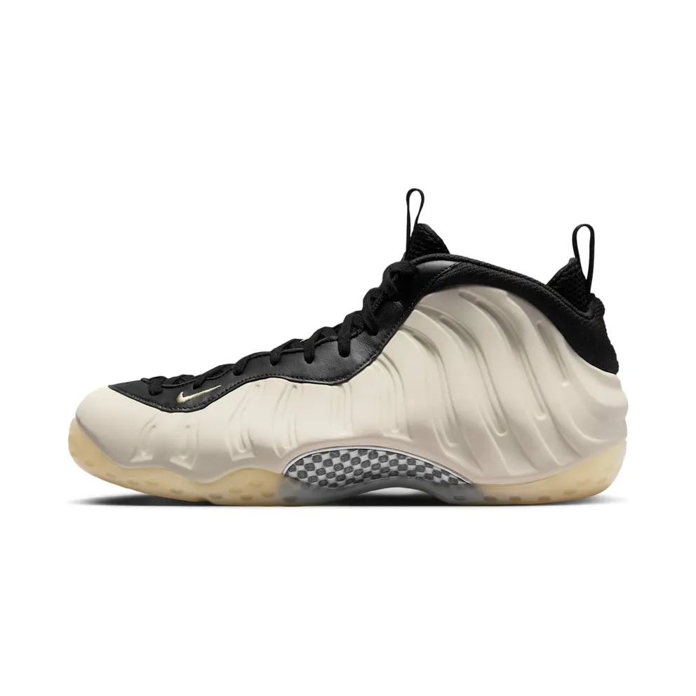 Nike Air Foamposite One (black / team gold / lt orewood brown / chrome) – FD5855-002