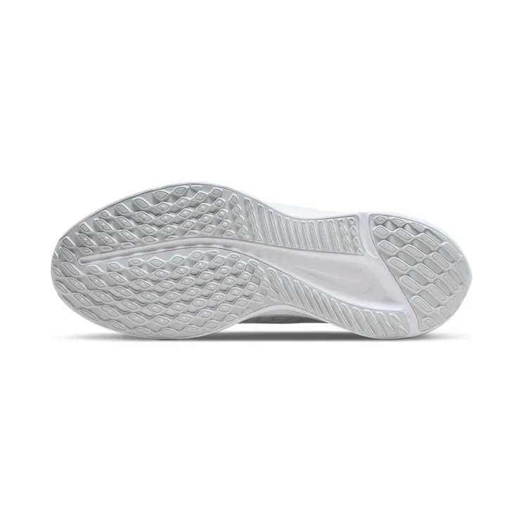 nike-quest-5 DD0204-100
