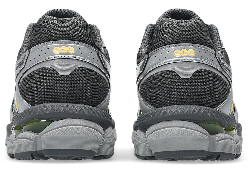 ASICS GEL-CUMULUS 16 “Carrier Grey / Pure Silver” (1203A733-020)