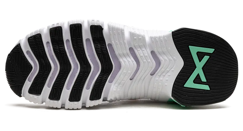 nike-free CZ0596-135