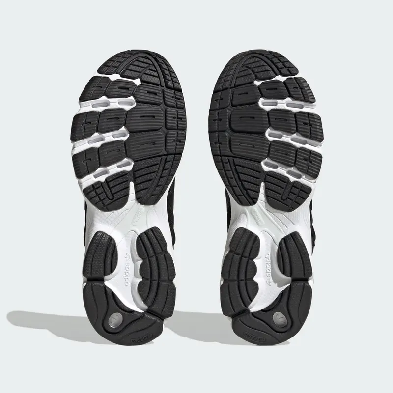adidas Astir Core Black / Core Black / Cloud White (IE9886)