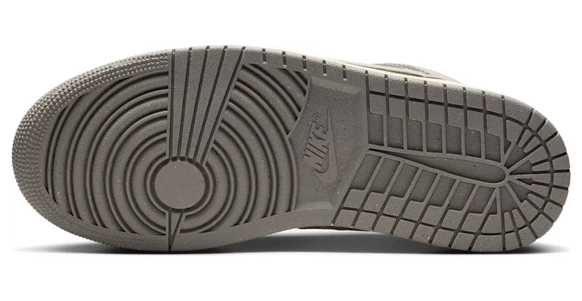 air-jordan-1 IB7011-001