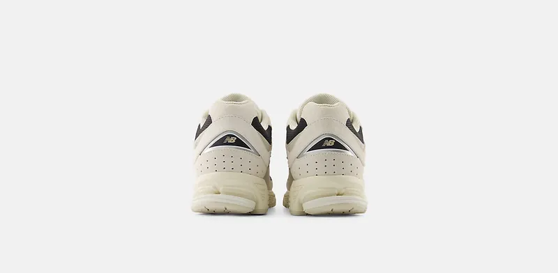 New Balance 2002R “Arid Stone Black Coffee” (U2002RN)