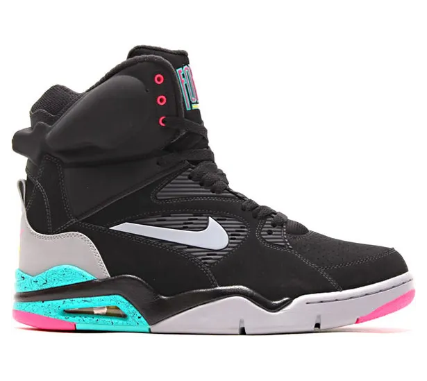 Nike Air Command Force Spurs