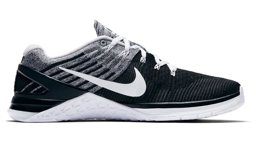 nike-flyknit 852930-011