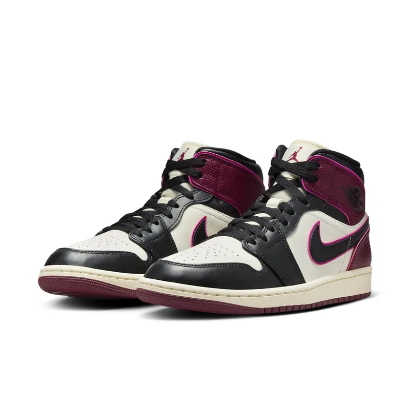 Air Jordan 1 “Bordeaux” (FQ7818-101)
