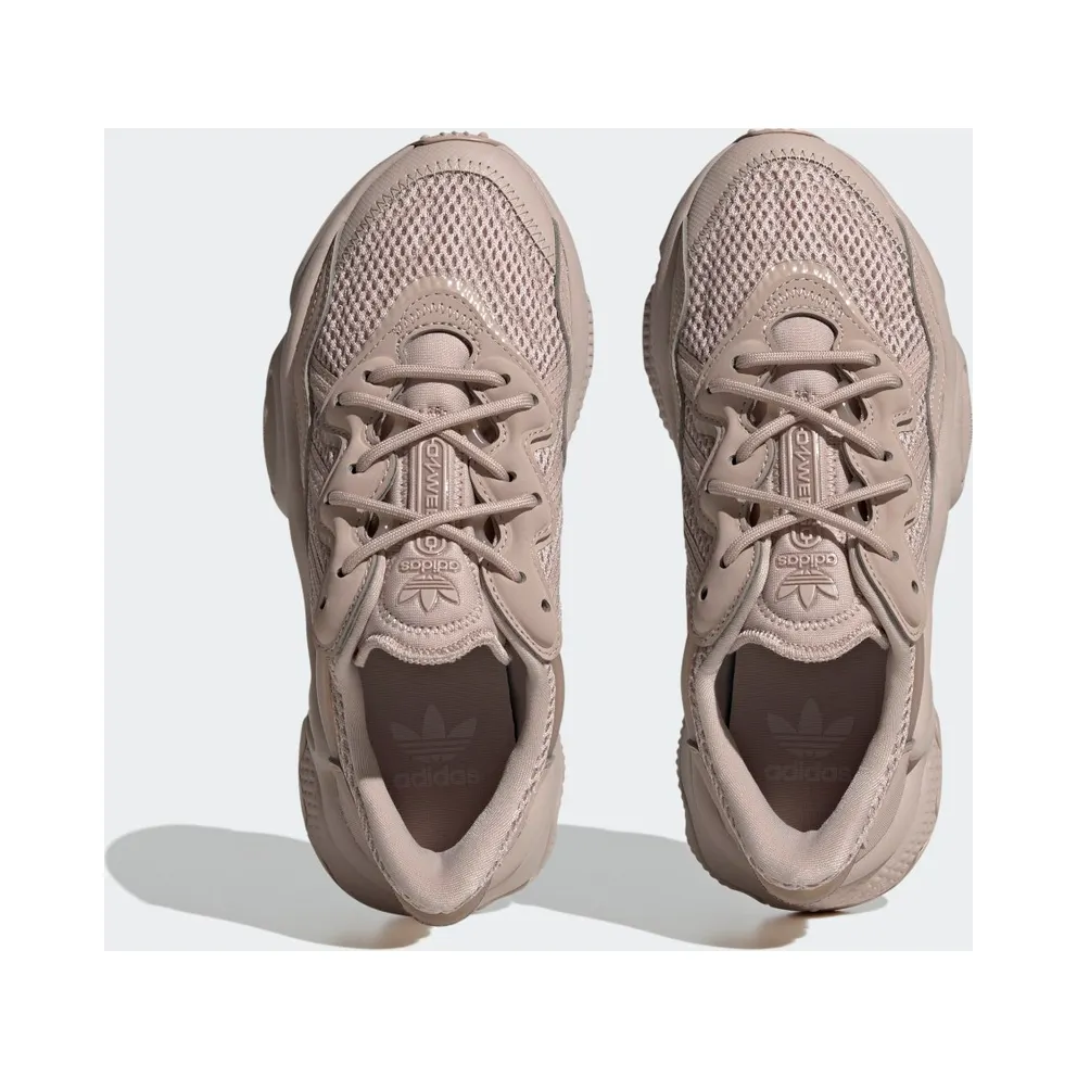 Adidas OZWEEGO Wonder Taupe / Wonder Taupe / Cloud White (HQ1621)