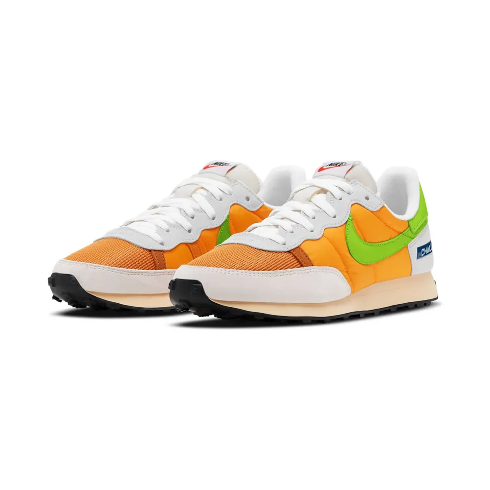 Nike Challenger OG Label Maker Kumquat