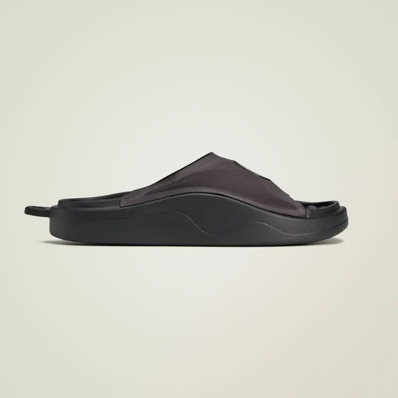 Adidas adidas by Stella McCartney Slide Slides Core Black / Core Black / Core Black (JS0265)